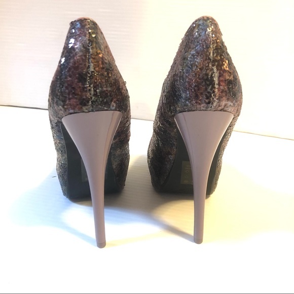 Shoe Dazzle Roula Sequin Platform Heels, 6 - Picture 7 of 12